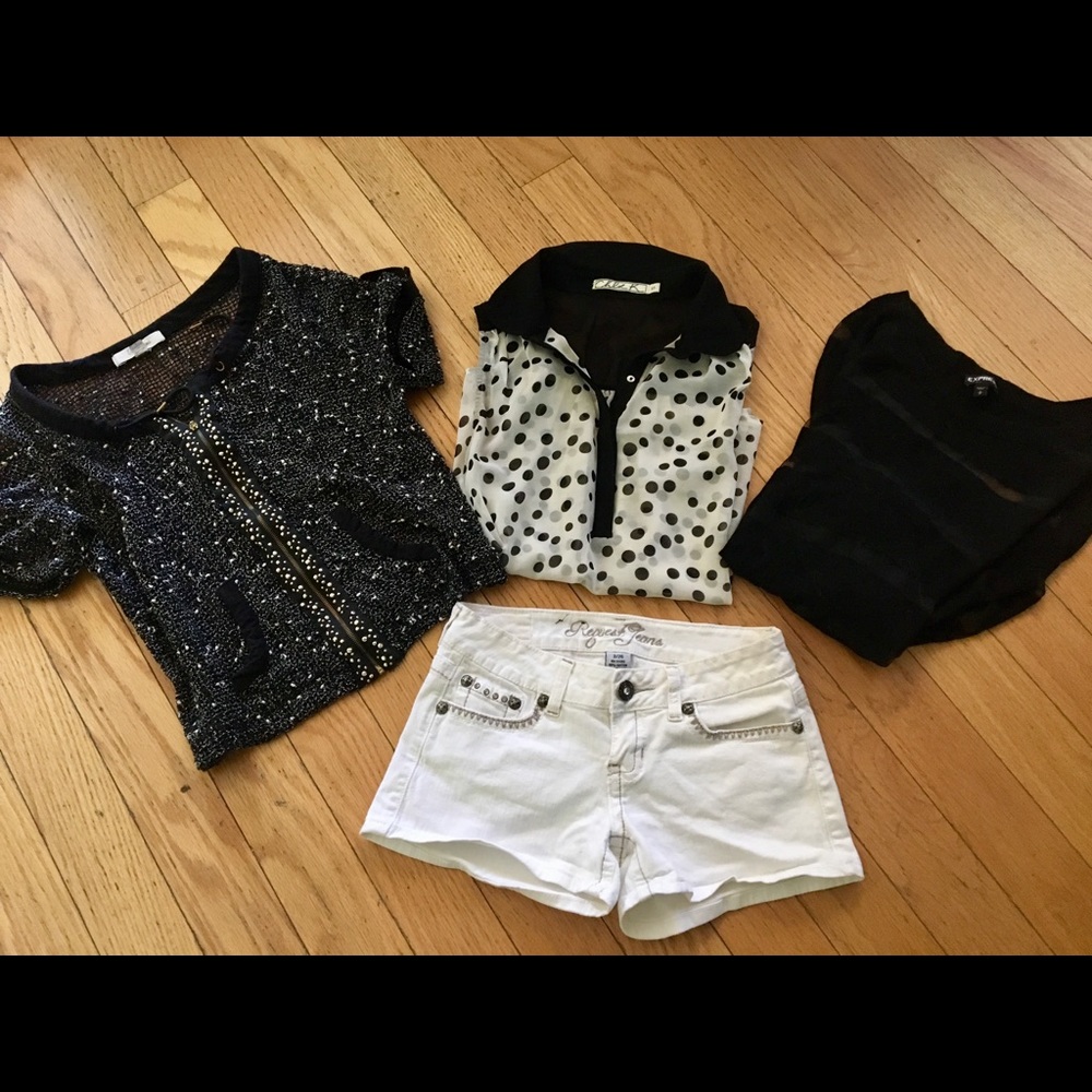 Lot of 4 casual cute women’s  tops & Short size S